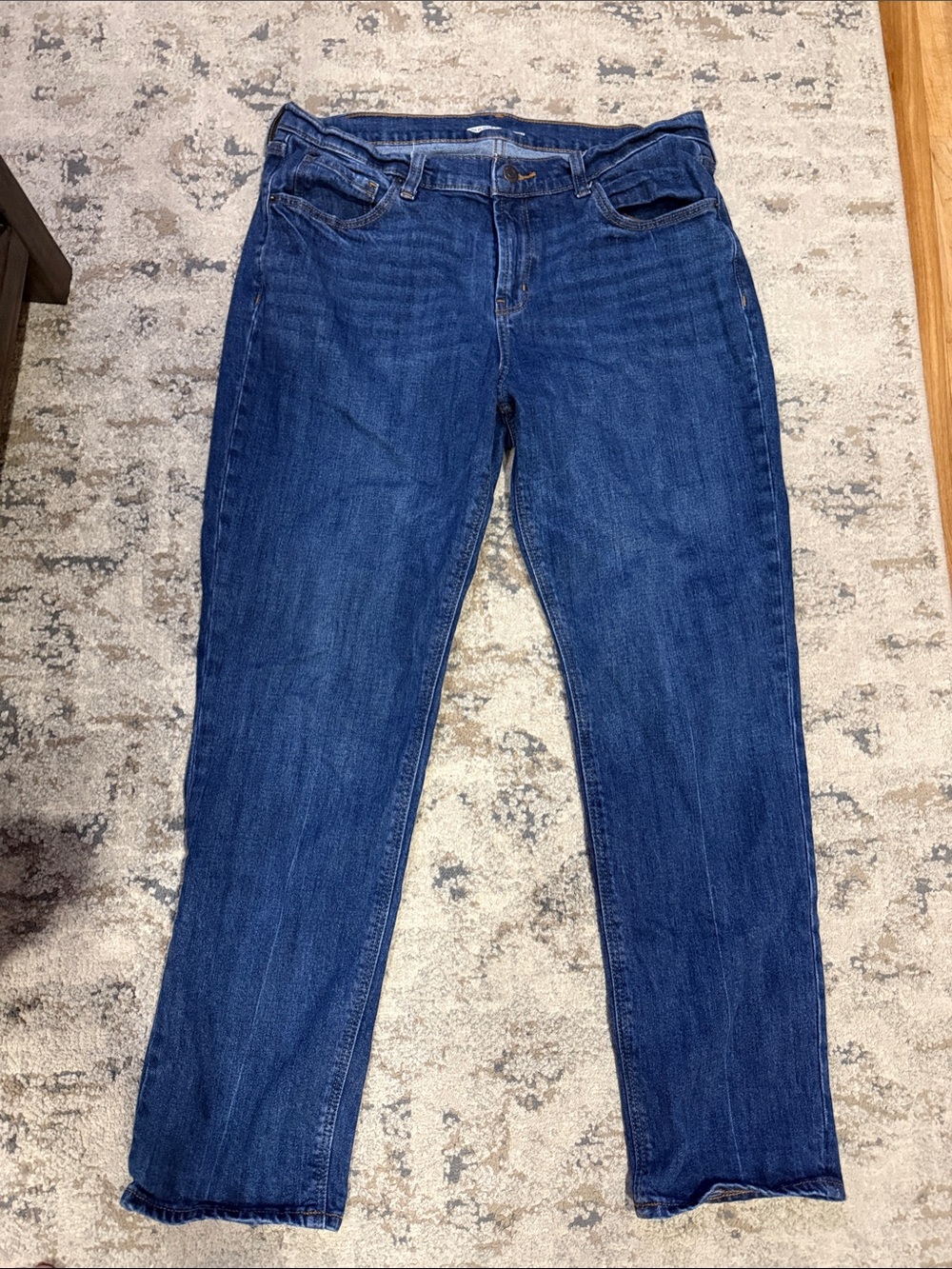 Old Navy Women's Boyfriend Jeans in Dark Blue Wash